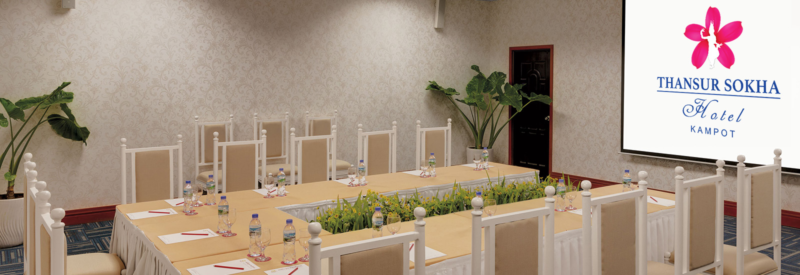 Bokor Meeting Room (Classroom Style)