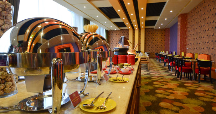 Kokraklar, tangalar, poshnalar